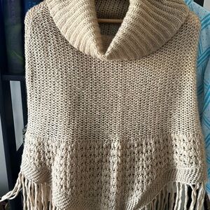 Vintage Arden B knit poncho